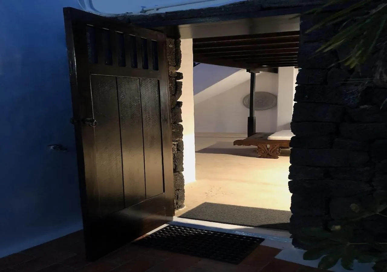 Villa Mare Bella Chao Sea View Private Heated Solar Pool Ac Puerto del Carmen  Puerto del Carmen (Lanzarote)