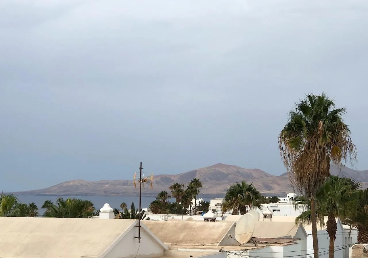 Villa Mare Bella Chao Sea View Private Heated Solar Pool Ac Puerto del Carmen   Puerto del Carmen (Lanzarote)