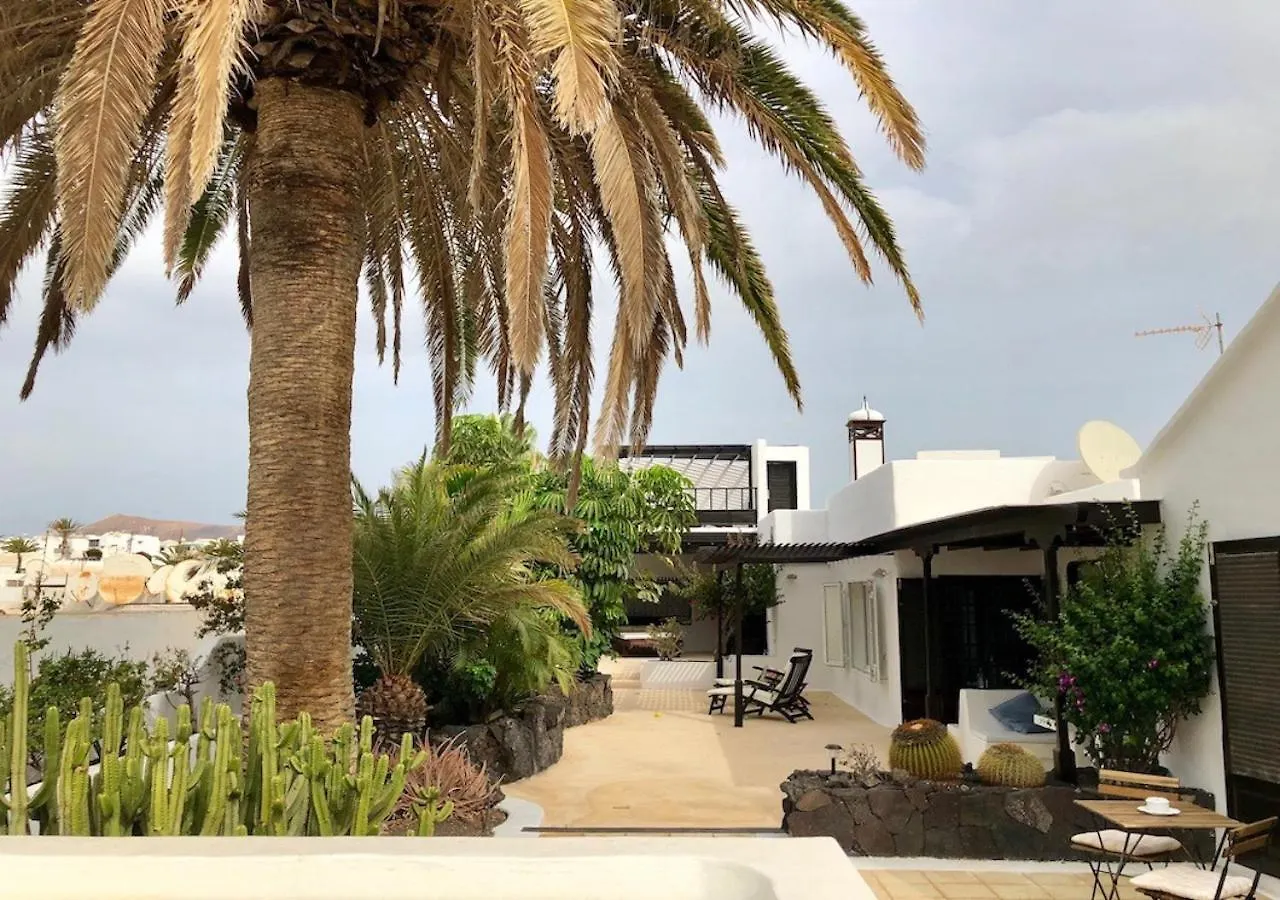 Villa Mare Bella Chao Sea View Private Heated Solar Pool Ac Puerto del Carmen   Puerto del Carmen (Lanzarote)