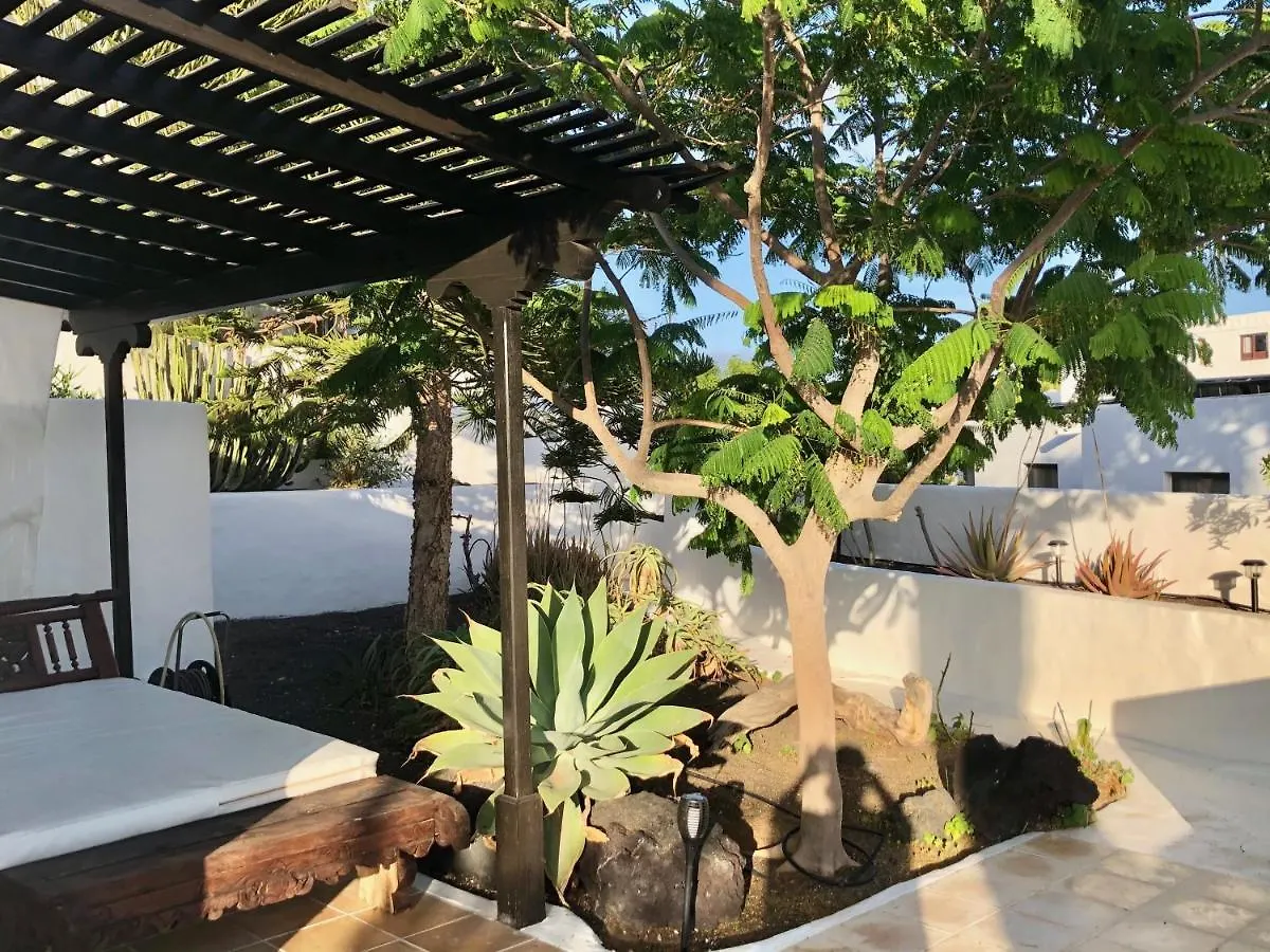 Villa Mare Bella Chao Sea View Private Heated Solar Pool Ac Puerto del Carmen  0*, Puerto del Carmen (Lanzarote) Spain