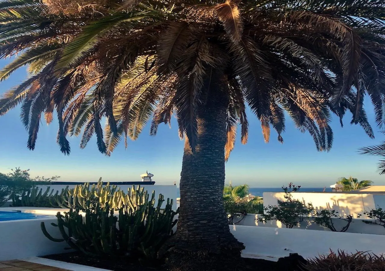 Villa Mare Bella Chao Sea View Private Heated Solar Pool Ac Puerto del Carmen  0*, Puerto del Carmen (Lanzarote) Spain
